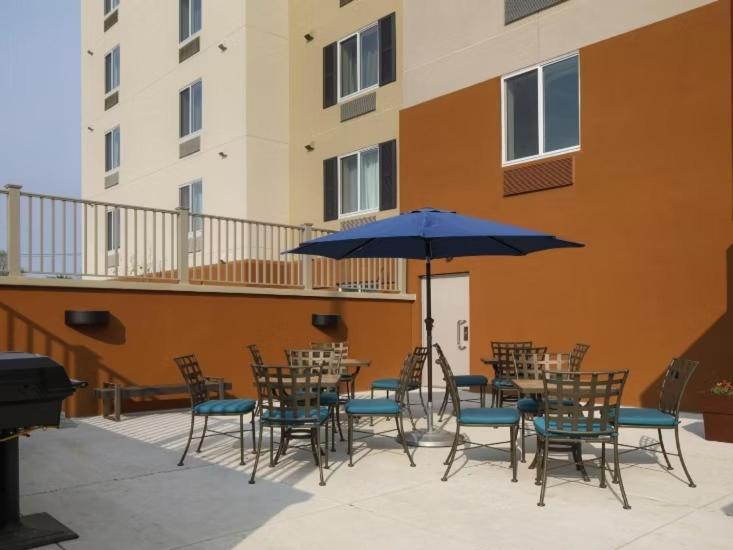 Candlewood Suites - Newark South - University Area By Ihg Экстерьер фото