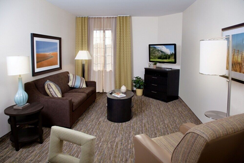 Candlewood Suites - Newark South - University Area By Ihg Экстерьер фото